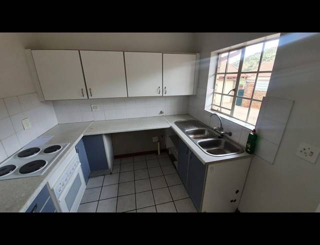 2 BEDROOM TOWNHOUSE FOR SALE IN AMANDASIG